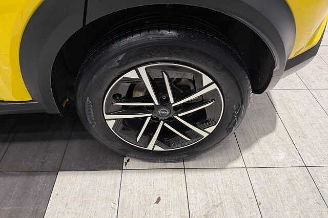 Nissan Juke 1.0 DiG-T N-Connecta 5dr