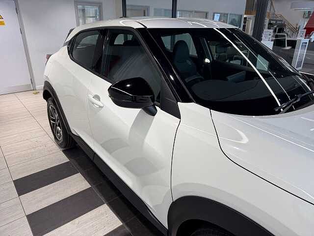 Nissan Juke 1.0 DiG-T N-Connecta 5dr