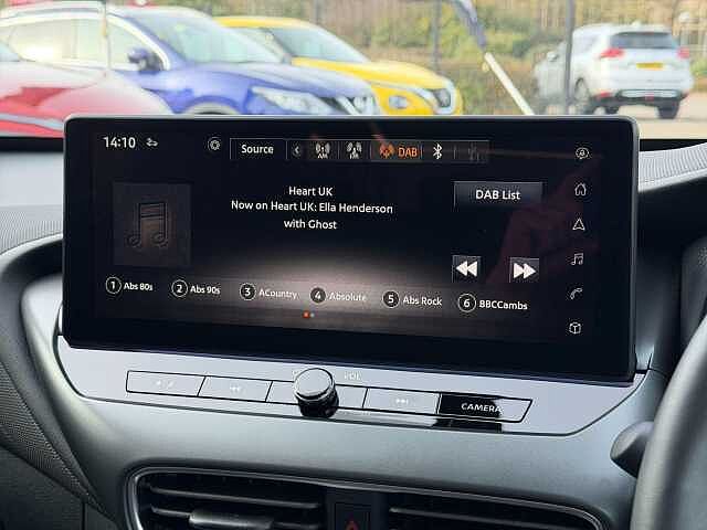 Nissan Juke 1.0 DiG-T N-Connecta 5dr