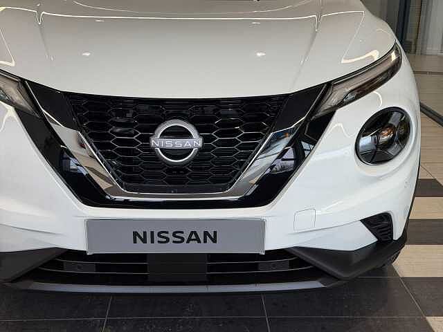 Nissan Juke 1.0 DiG-T N-Connecta 5dr