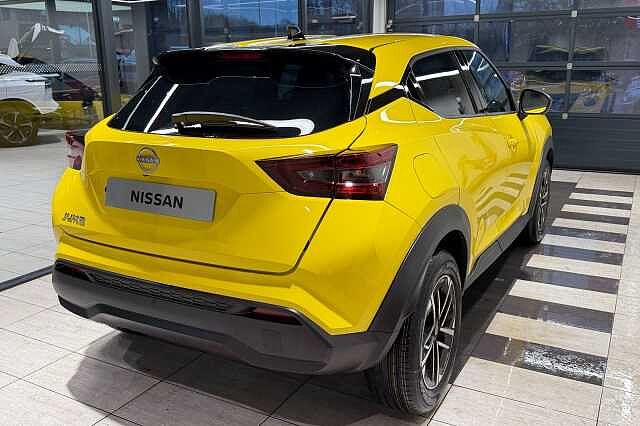 Nissan Juke 1.0 DiG-T N-Connecta 5dr