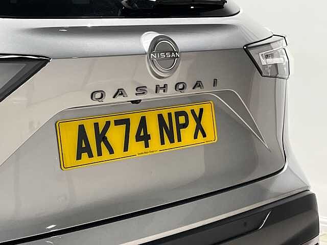 Nissan Qashqai 1.3 DiG-T MH N-Connecta 5dr