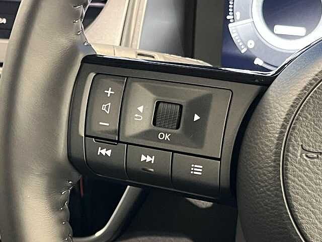 Nissan Qashqai 1.3 DiG-T MH N-Connecta 5dr