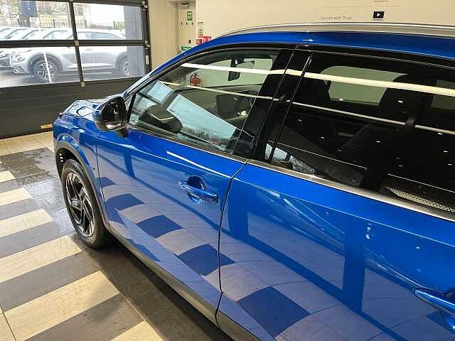 Nissan Qashqai 1.3 DiG-T MH 158 N-Connecta 5dr Xtronic