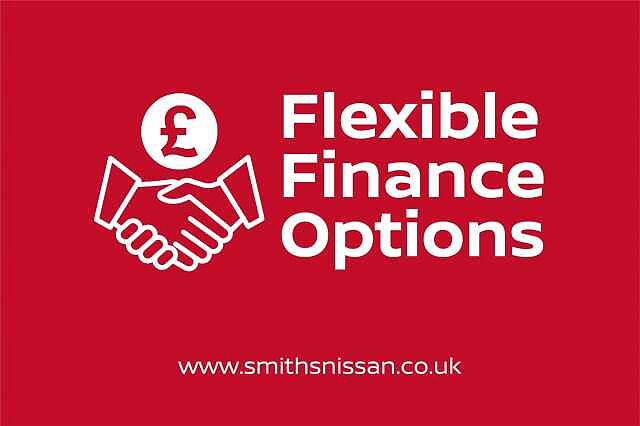 Nissan Qashqai 1.3 DiG-T MH N-Connecta [Glass Roof] 5dr