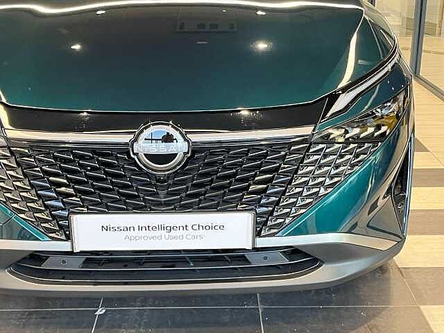 Nissan Qashqai 1.3 DiG-T MH N-Connecta [Glass Roof] 5dr