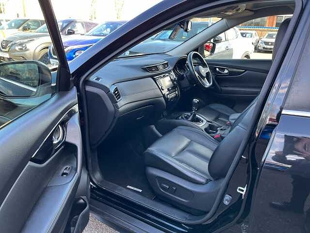 Nissan X-trail Station Wagon 1.7 dCi Tekna 5dr