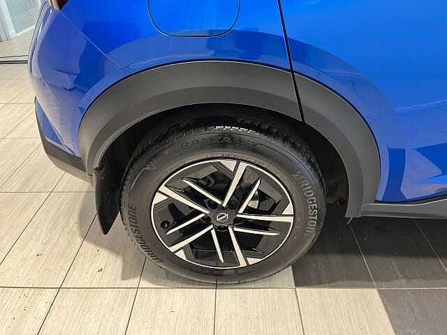 Nissan Juke 1.0 DiG-T N-Connecta 5dr DCT