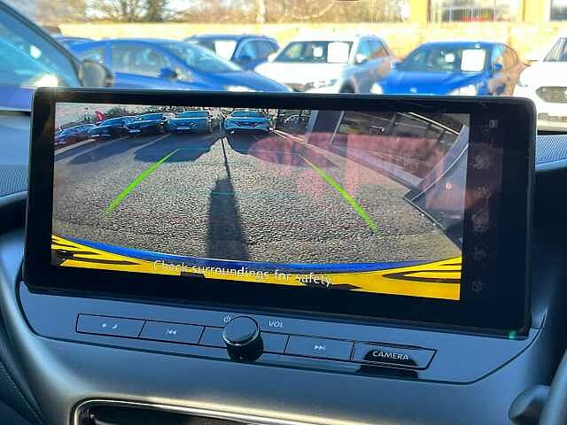 Nissan Juke 1.0 DiG-T N-Connecta 5dr DCT