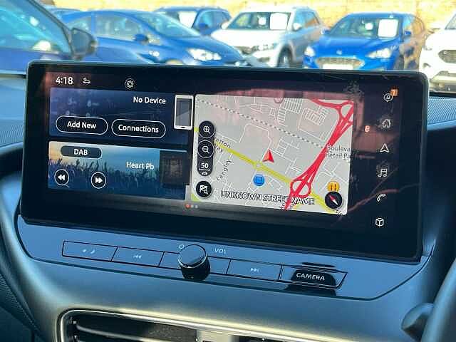 Nissan Juke 1.0 DiG-T N-Connecta 5dr DCT