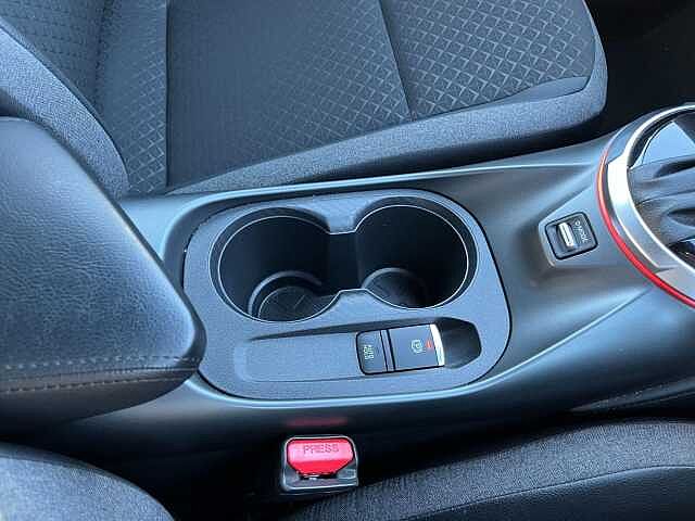 Nissan Juke 1.0 DiG-T N-Connecta 5dr DCT