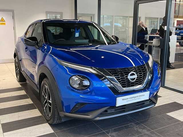 Nissan Juke 1.0 DiG-T N-Connecta 5dr DCT