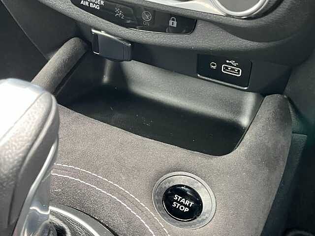 Nissan Juke 1.6 Hybrid Tekna+ 5dr Auto