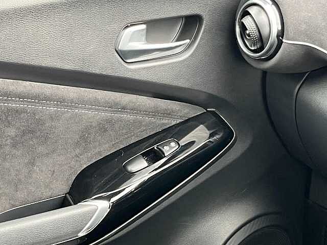 Nissan Juke 1.6 Hybrid Tekna+ 5dr Auto