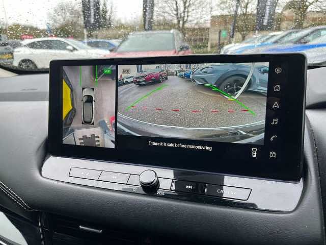 Nissan Qashqai 1.5 E-Power N-Connecta [Glass Roof] 5dr Auto