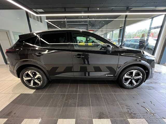 Nissan Qashqai 1.5 E-Power N-Connecta [Glass Roof] 5dr Auto