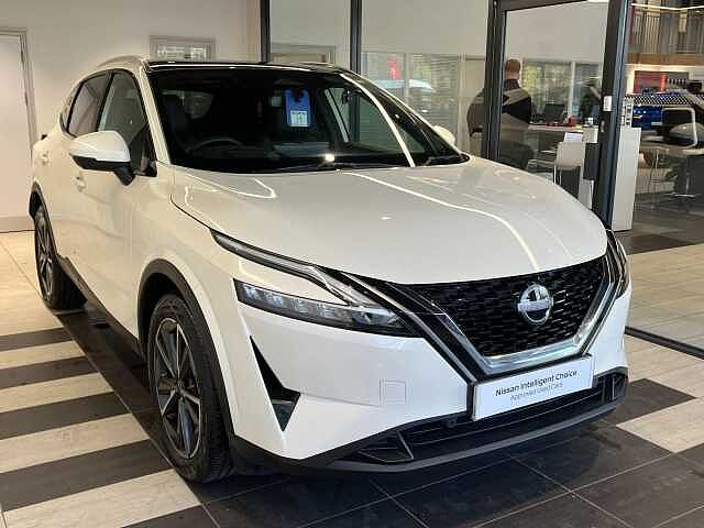 Nissan Qashqai 1.3 DiG-T MH Tekna 5dr