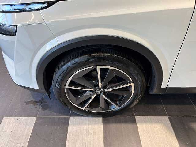 Nissan Qashqai 1.3 DiG-T MH Tekna 5dr