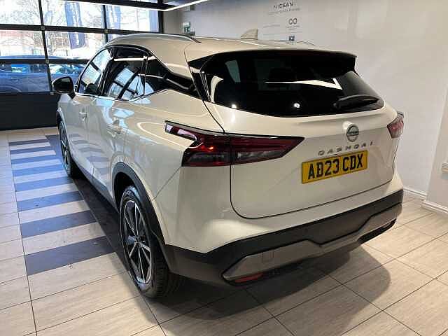 Nissan Qashqai 1.3 DiG-T MH Tekna 5dr