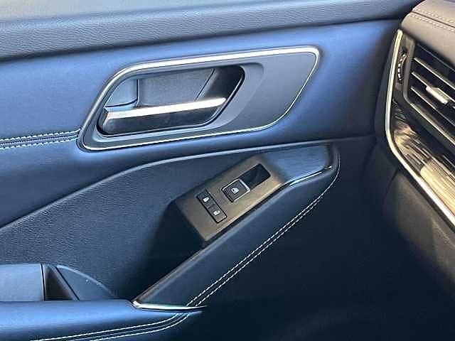 Nissan Qashqai 1.3 DiG-T MH Tekna 5dr