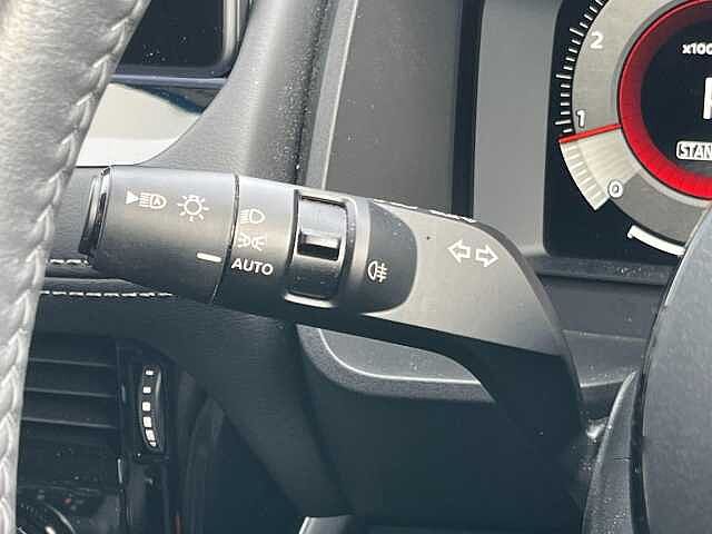 Nissan X-trail Station Wagon 1.5 MHEV 163 N-Connecta 5dr Xtronic