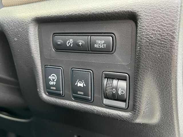 Nissan Micra 1.0 IG-T 100 N-Connecta 5dr