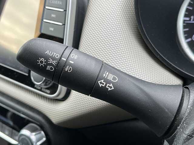 Nissan Micra 1.0 IG-T 100 N-Connecta 5dr