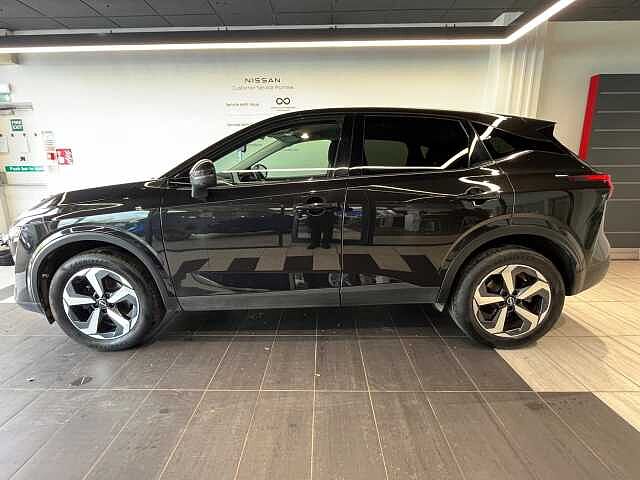 Nissan Qashqai 1.3 DiG-T MH N-Connecta 5dr