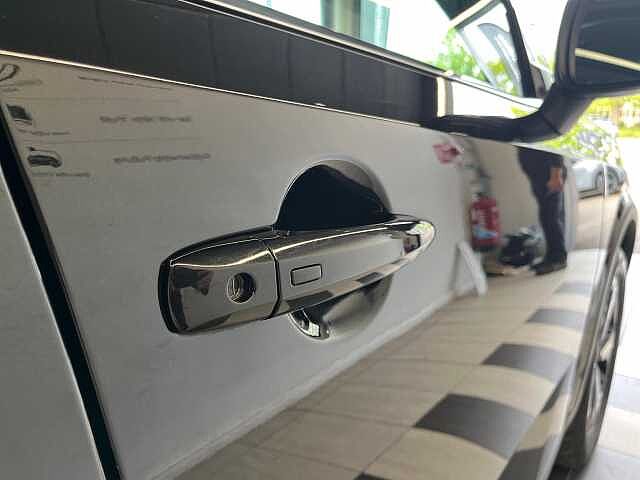 Nissan Qashqai 1.3 DiG-T MH N-Connecta 5dr