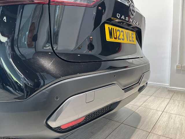 Nissan Qashqai 1.3 DiG-T MH N-Connecta 5dr