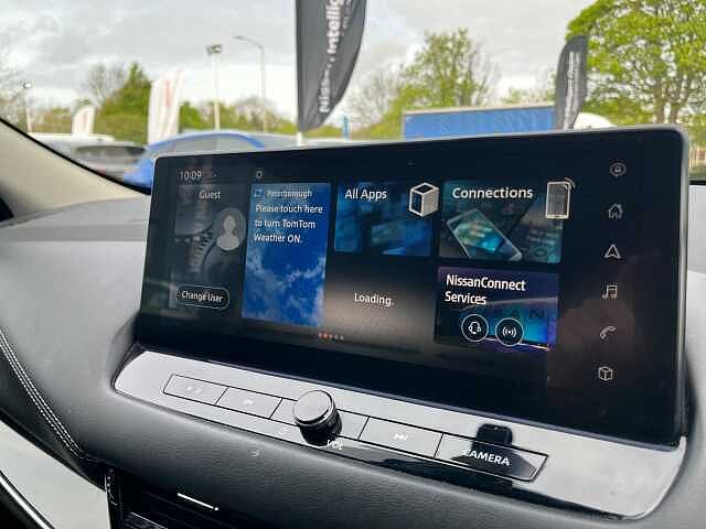 Nissan Qashqai 1.3 DiG-T MH N-Connecta 5dr