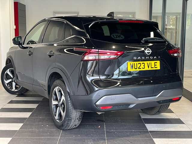 Nissan Qashqai 1.3 DiG-T MH N-Connecta 5dr