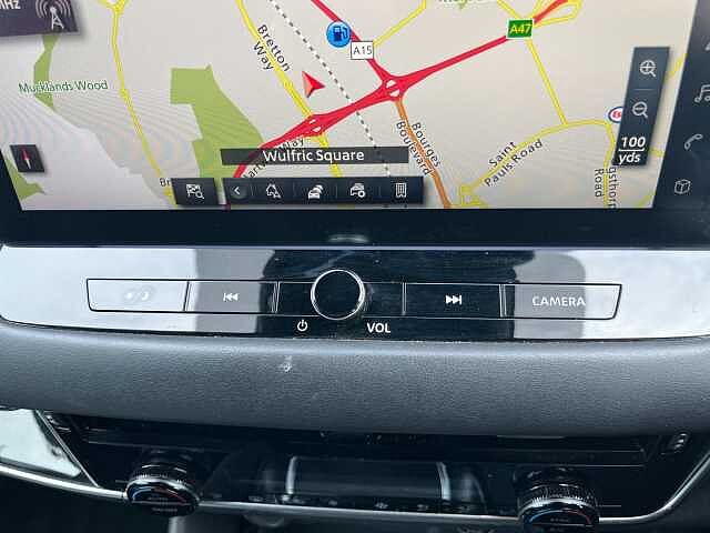 Nissan Qashqai 1.3 DiG-T MH N-Connecta 5dr