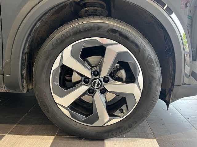 Nissan Qashqai 1.3 DiG-T MH N-Connecta 5dr