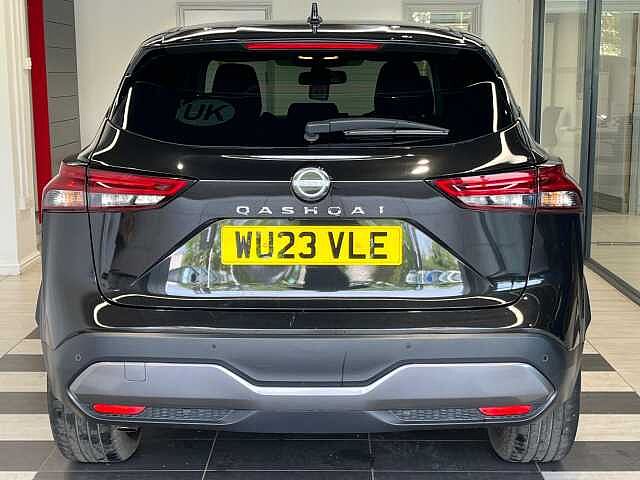 Nissan Qashqai 1.3 DiG-T MH N-Connecta 5dr