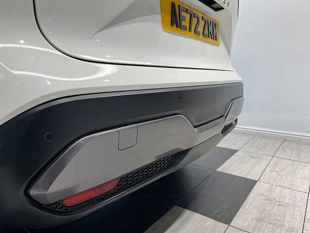 Nissan Qashqai 1.3 DiG-T MH 158 N-Connecta 5dr Xtronic