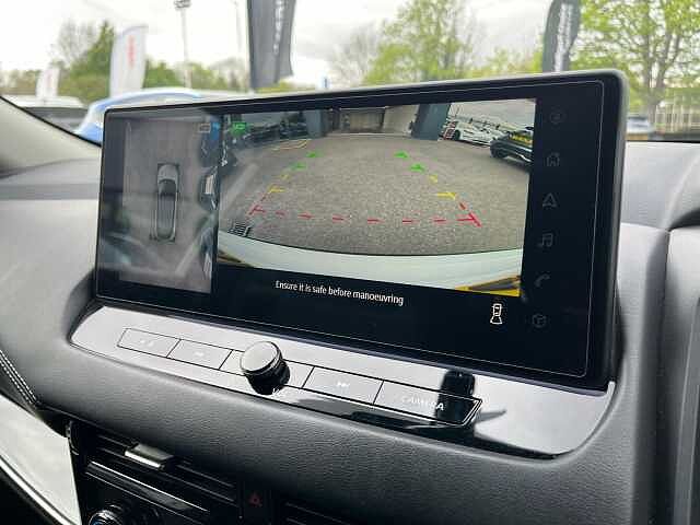 Nissan Qashqai 1.3 DiG-T MH 158 N-Connecta 5dr Xtronic