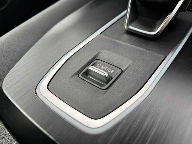 Nissan Qashqai 1.3 DiG-T MH 158 N-Connecta 5dr Xtronic