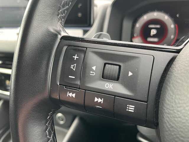 Nissan Qashqai 1.3 DiG-T MH 158 N-Connecta 5dr Xtronic