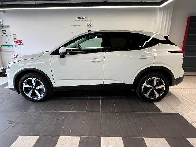 Nissan Qashqai 1.3 DiG-T MH 158 N-Connecta 5dr Xtronic
