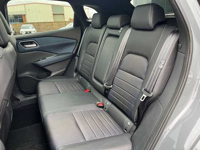 Nissan Qashqai 1.3 DiG-T MH Tekna 5dr