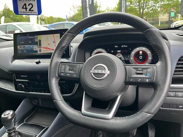 Nissan Qashqai 1.3 DiG-T MH Tekna 5dr